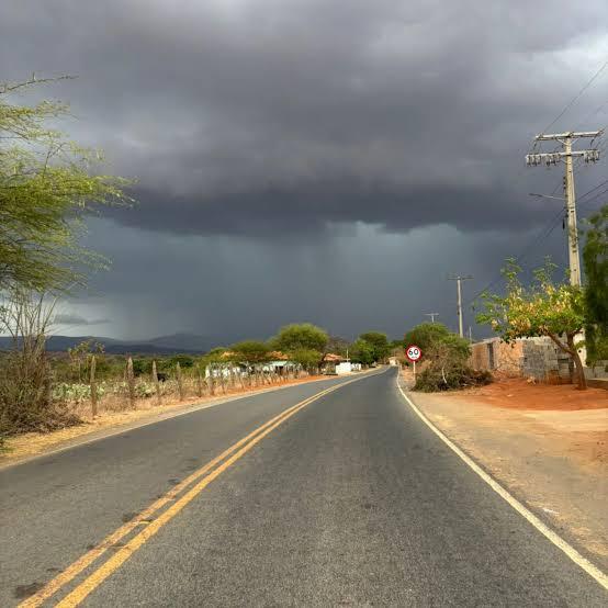 Pé de serra entra na lista do inmet com alerta de chuvas para mais de 140 cidades da bahia