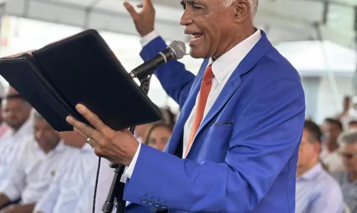 Governo da Bahia anuncia pacote de investimentos em Santaluz com foco em saúde, infraestrutura e agricultura familiar