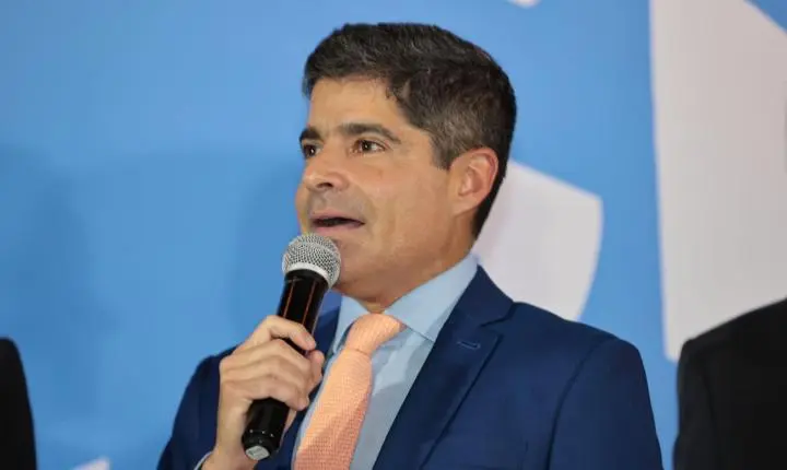 Montante milionário liga empresa associada a ACM Neto ao Banco Master